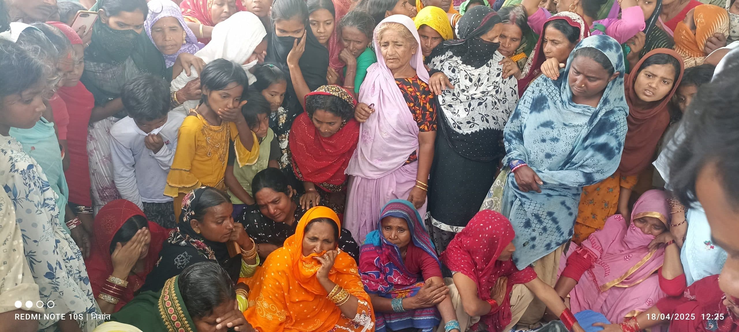 sitamarhi news: बागमती नदी में गिरी बाइक, मां व दो पुत्रियों की मौत