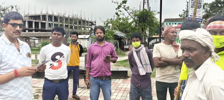 Madhubani News : नप के सफाई कर्मी पीएम सभा स्थल का करेंगे साफ - सफाई