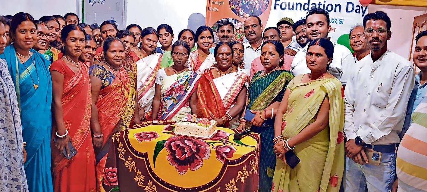 Gaya News : सर्व सेवा संस्था ने महिलाओं को सशक्त बनाने के लिए हर कसर पूरी की