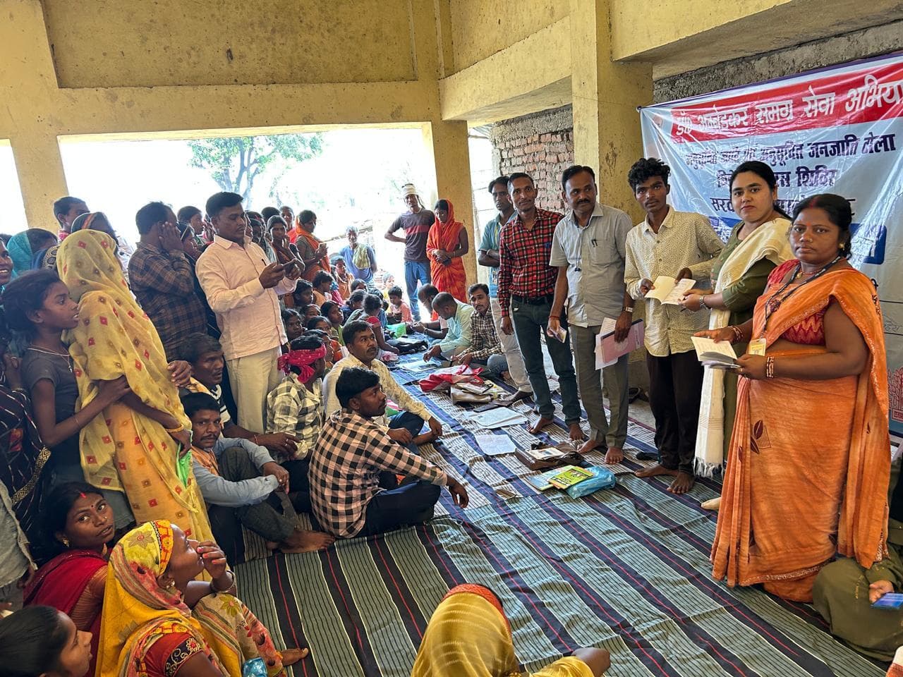 डाकबंगला निमियांटाड महादलित टोले में लगाया गया शिविर