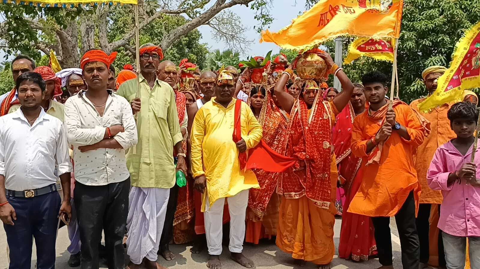 कलश शोभायात्रा के साथ नौ दिवसीय श्रीराम महायज्ञ शुरू