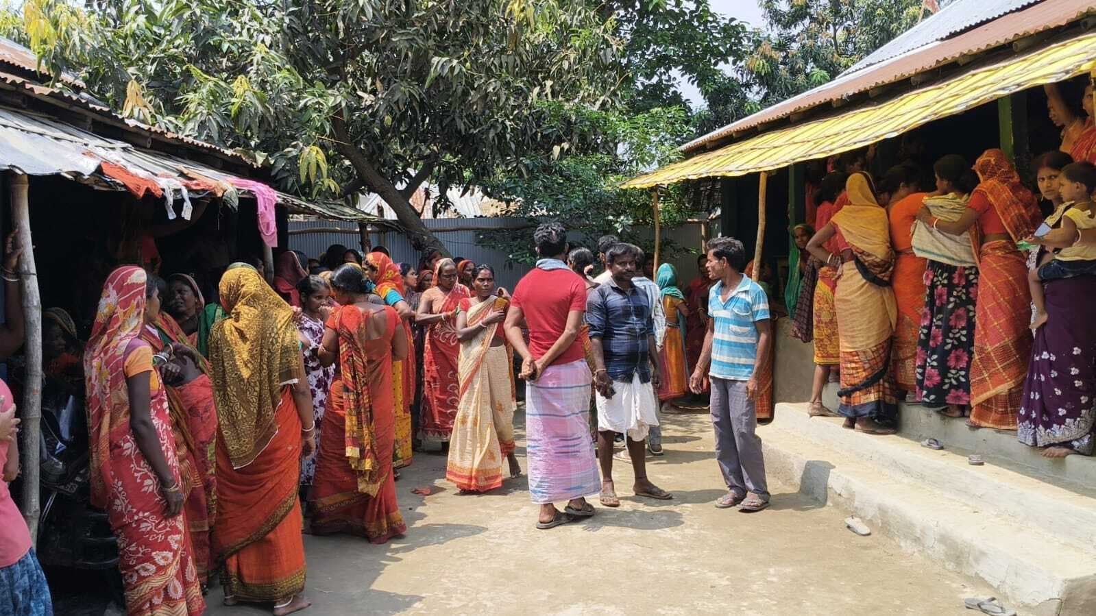 नवविवाहिता का शव फंदे से लटका मिला, जांच शुरू