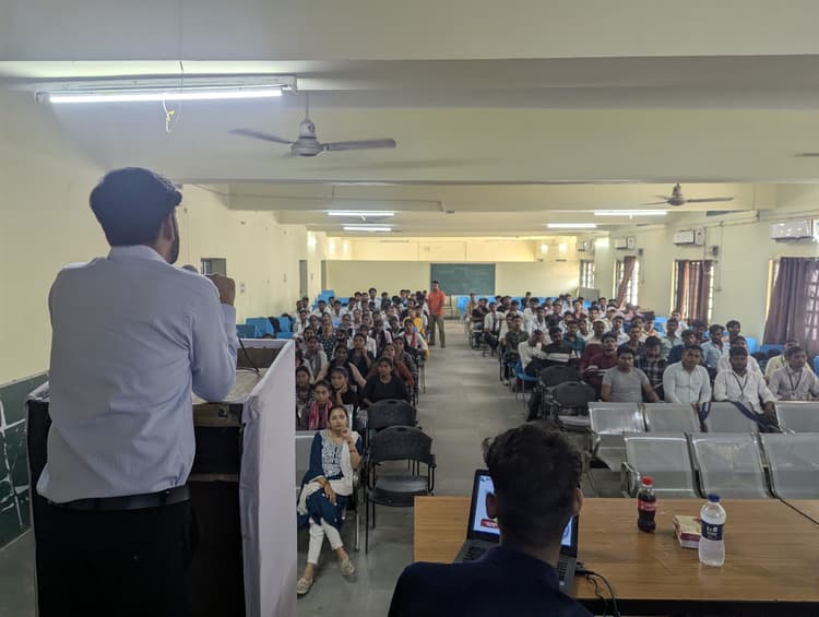 राजकीय पॉलिटेक्निक के 75 छात्रों का हुआ कैंपस प्लेसमेंट