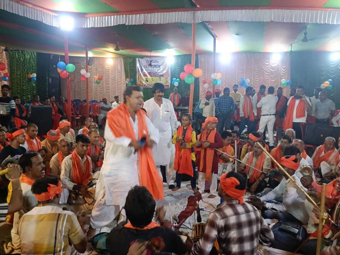 Dhanbad News : लोक संस्कृतियों को बचाना हमारा कर्तव्य : पीएन सिंह