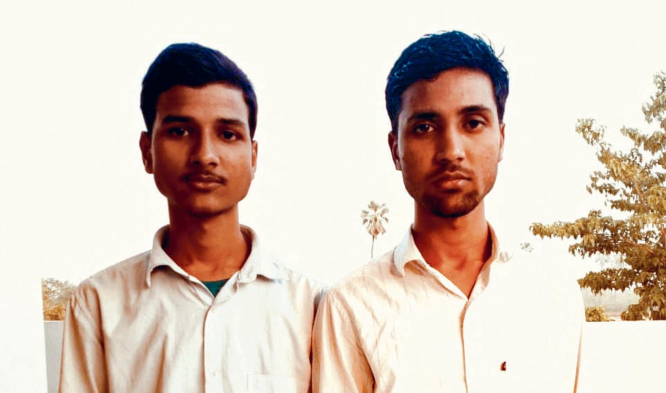 gopalganj news : फुलवरिया के दो भाइयों ने जेइइ मेन में लहराया परचम