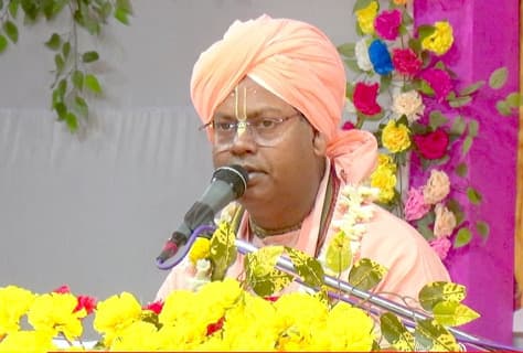 कृष्ण की एक-एक लीलाएं मनुष्यों के लिए परम मंगलमय : कथावाचक