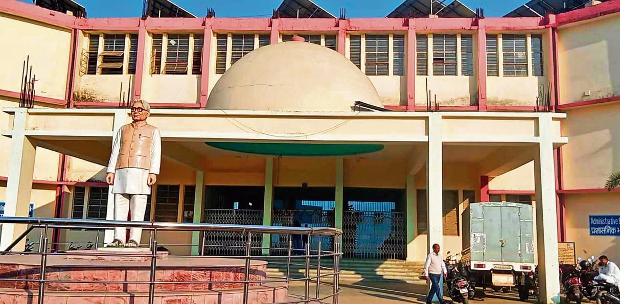 Saran News : जेपीयू में इतिहास, राजनीति विज्ञान व अर्थशास्त्र में सबसे अधिक सीटें उपलब्ध