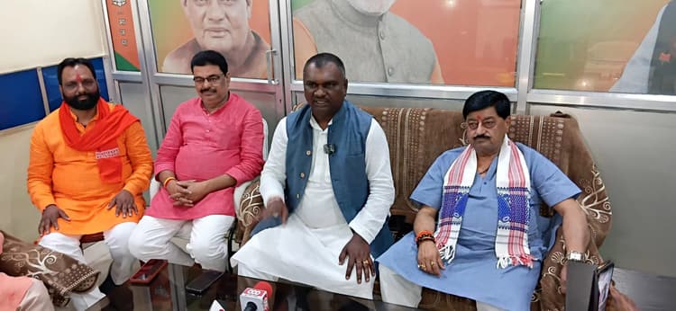 Bokaro News : रिम्स निदेशक के मामले की सीबीआइ जांच हो : अमर