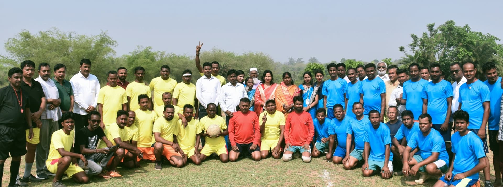 Bokaro News : बच्चों को मोबाइल छोड़ मैदान की ओर जाने का दिया संदेश