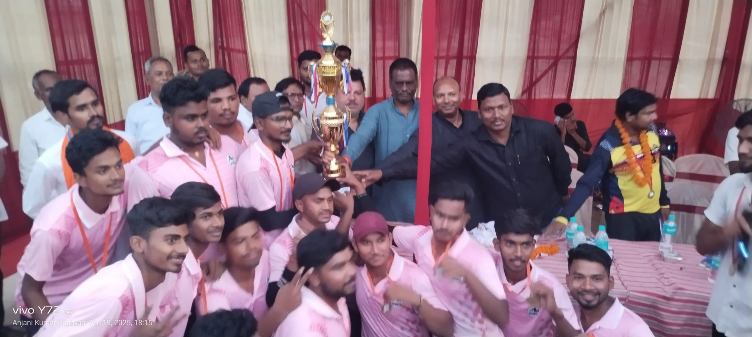 Bhagalpur news मानसीका टीम बनी मिनी जेपीएल क्रिकेट टूर्नामेंट की विजेता