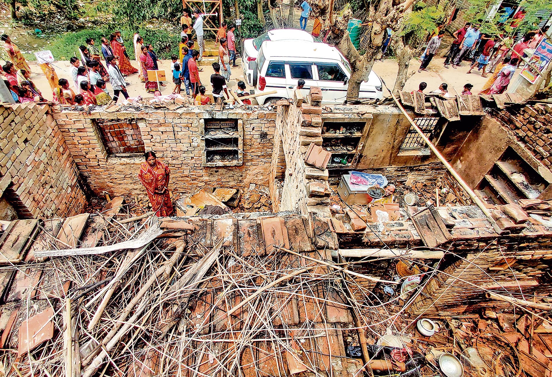 हिंसा पीड़ित महिलाओं से मिलीं एनसीडब्ल्यू अध्यक्ष विजया रहाटकर