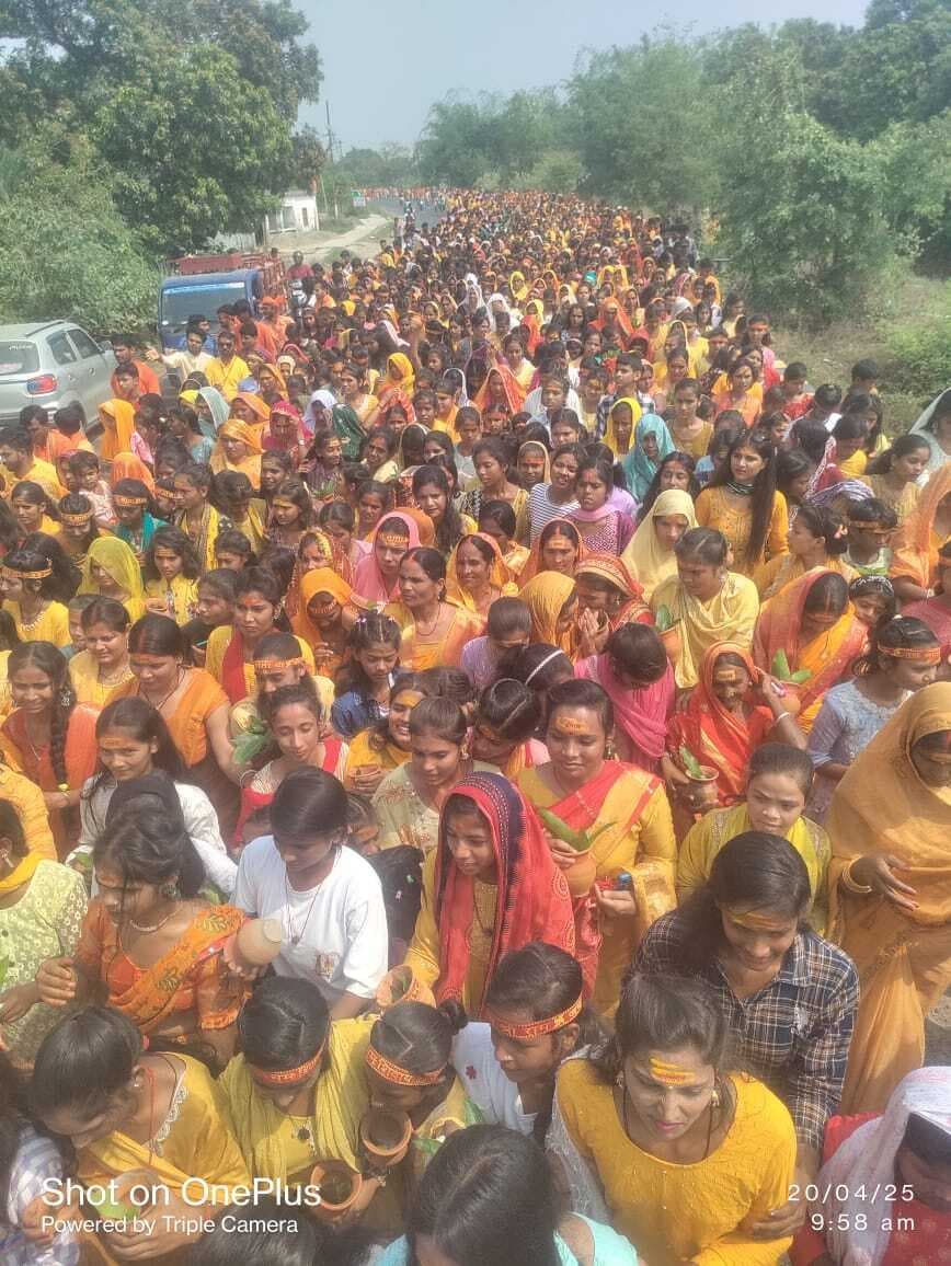 बरईपट्टी में कलशयात्रा के साथ शुरू हुआ पांच दिवसीय हनुमत महायज्ञ