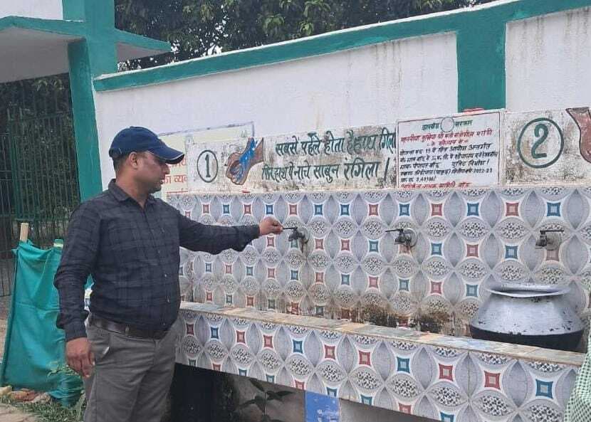 जिले भर में लगाये गये 273 हैंडवॉश यूनिट