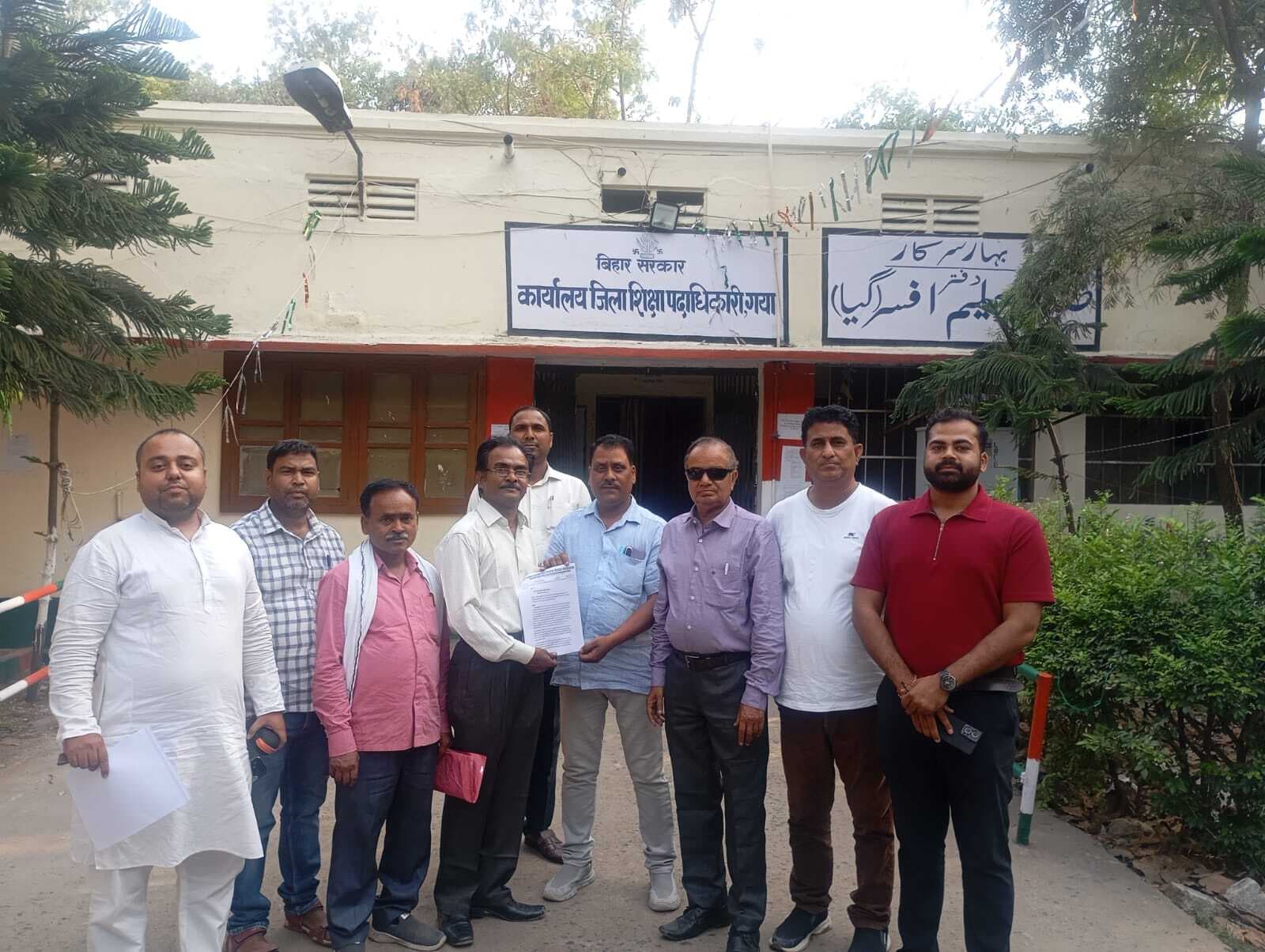 प्राइवेट स्कूलों की टीसी पर सरकारी स्कूलों में सरलता से नामांकन लेने की मांग की