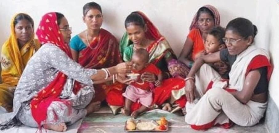 आंगनबाड़ी केंद्रों पर मना अन्नप्राशन दिवस