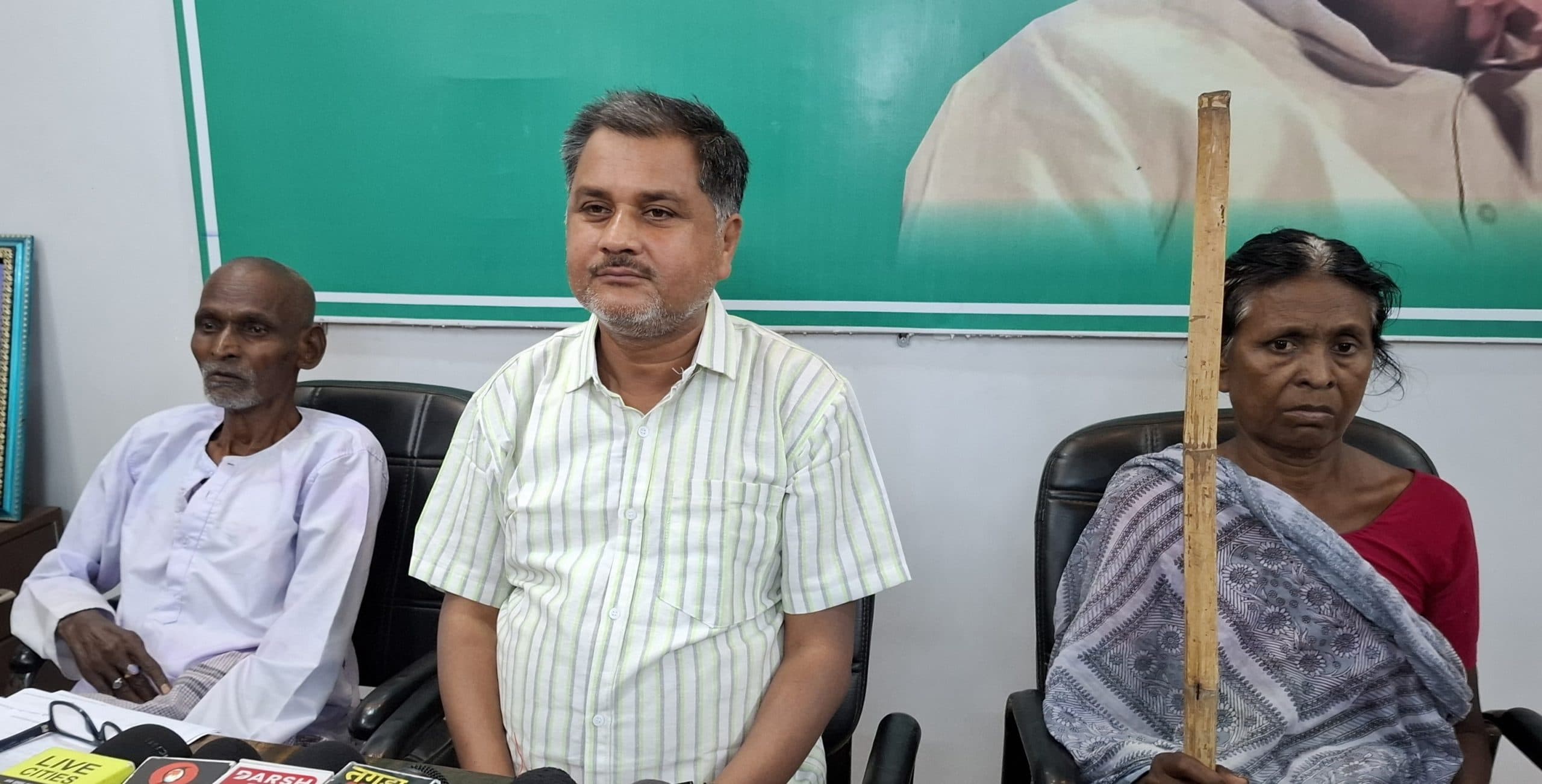 बुजुर्ग आदिवासी दंपती को दिलाया जायेगा इंसाफ : बब्बू