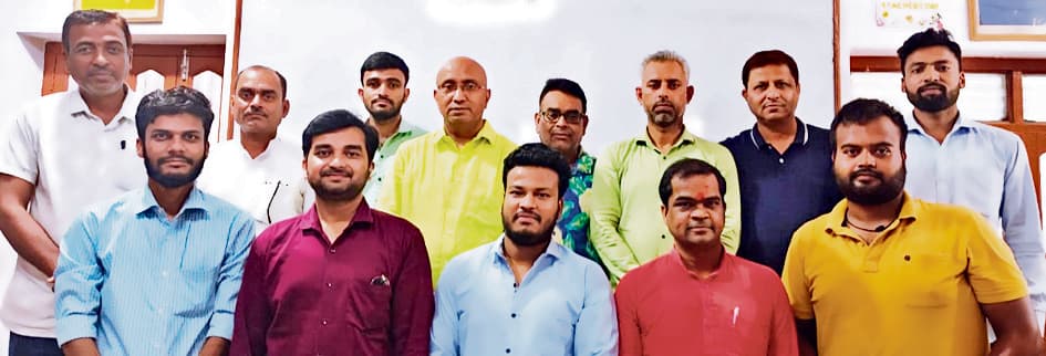 Saran News : जिला शतरंज संघ में डॉ मनोज संकल्प को अध्यक्ष व अरविंद को चुना गया सचिव