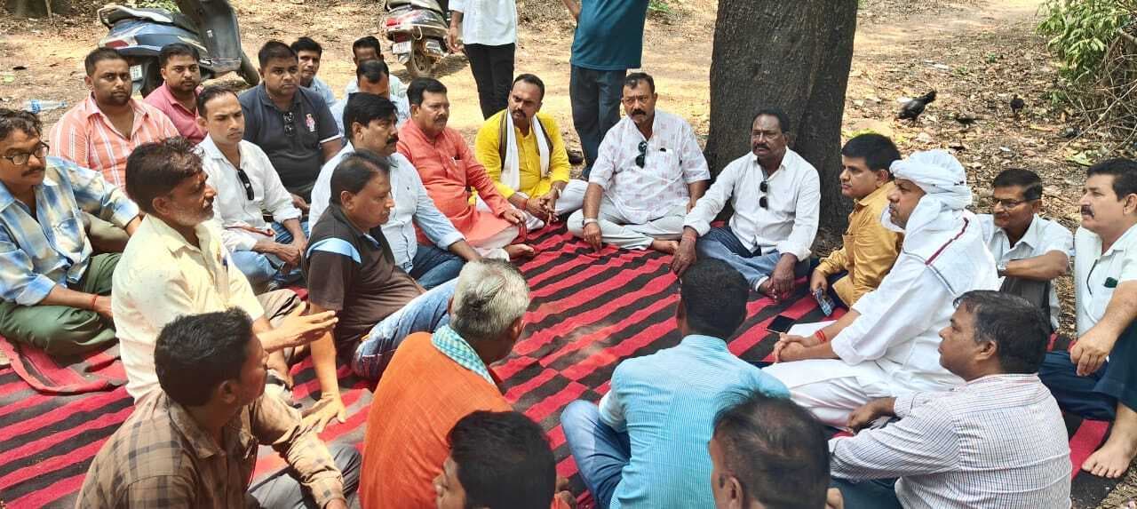 East Singhbhum News : जनता से संवाद कर योजनाओं से वंचित लोगों को लाभ दिलायेगी कांग्रेस : आनंद बिहारी दुबे