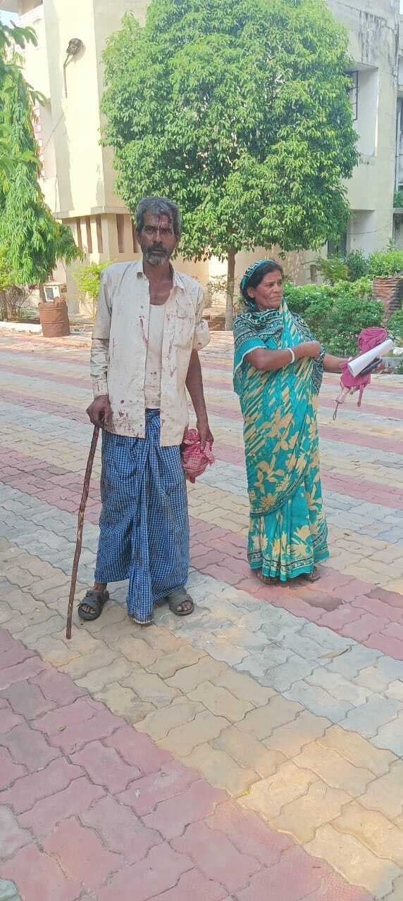 East Singhbhum News : पेड़ की डाली काटने से मना किया, तो दिव्यांग पर भुजाली से हमला