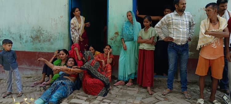 दिनारा में सोयी अवस्था में गोली मारकर युवक की हत्या