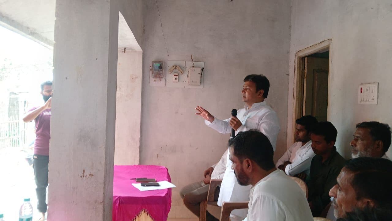 कांग्रेस के जन आक्रोश चौपाल में बेरोजगारी व पलायन पर की गयी चर्चा