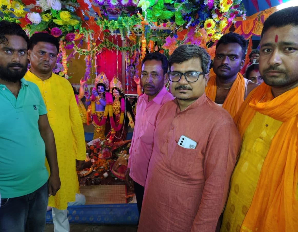 16 प्रहर हरिनाम संकीर्तन कार्यक्रम संपन्न