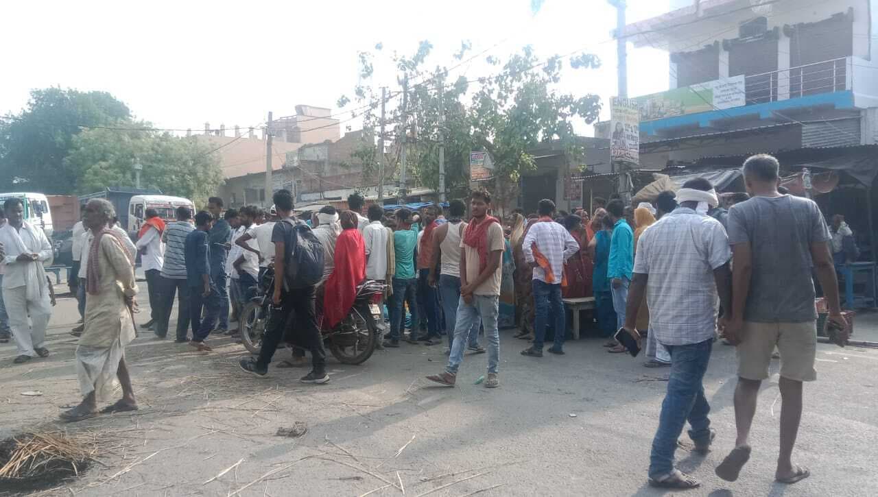 बारात में अंधाधुंध फायरिंग, गोली लगने से तीन की मौत व चार जख्मी