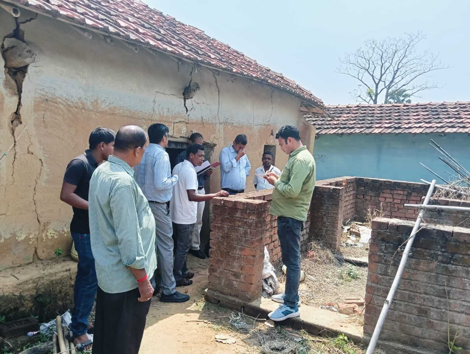 स्टेट टीम ने अपूर्ण पीएम आवास का किया सत्यापन