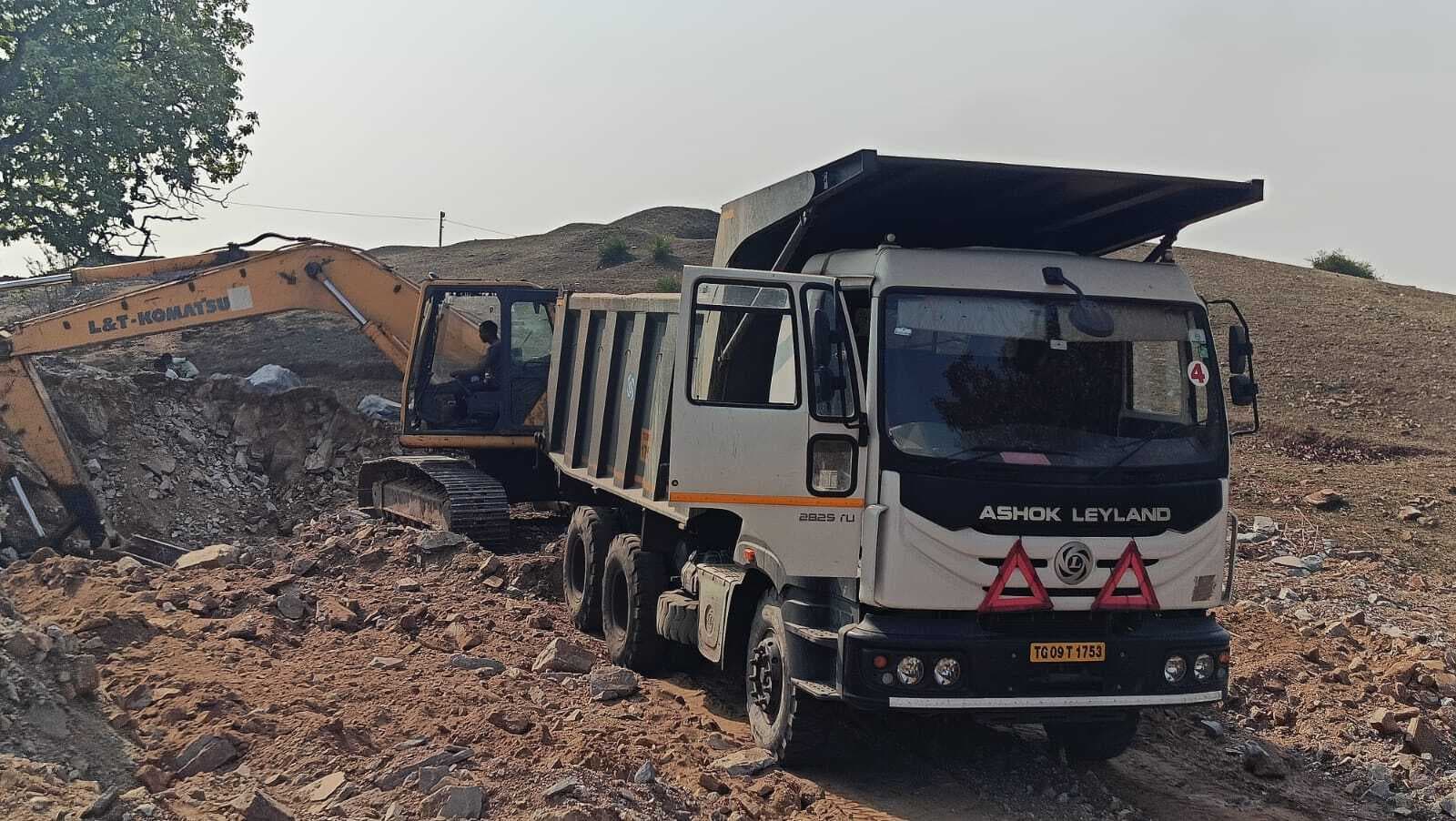 रेलवे लाइन के पत्थर का सड़क निर्माण में उपयोग