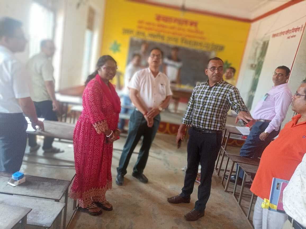 देवघर के मूल्यांकन केंद्रों में परीक्षकों की कमी, अन्य जिलों से मदद लेने का निर्देश