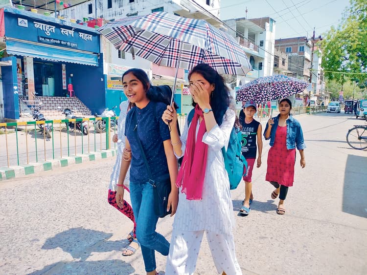 Gopalganj News : चढ़ा मौसम का मिजाज, तापमान 40 डिग्री के करीब पहुंचा, लू चलने का अलर्ट जारी