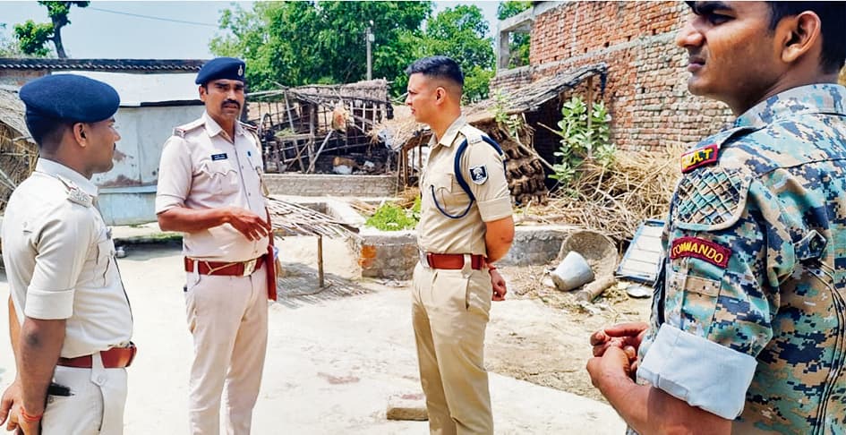 Gopalganj News : विकास, रफीक और टाइगर के विवाद में हुई थी सिकंदर गोंड की हत्या, एसपी ने किया खुलासा