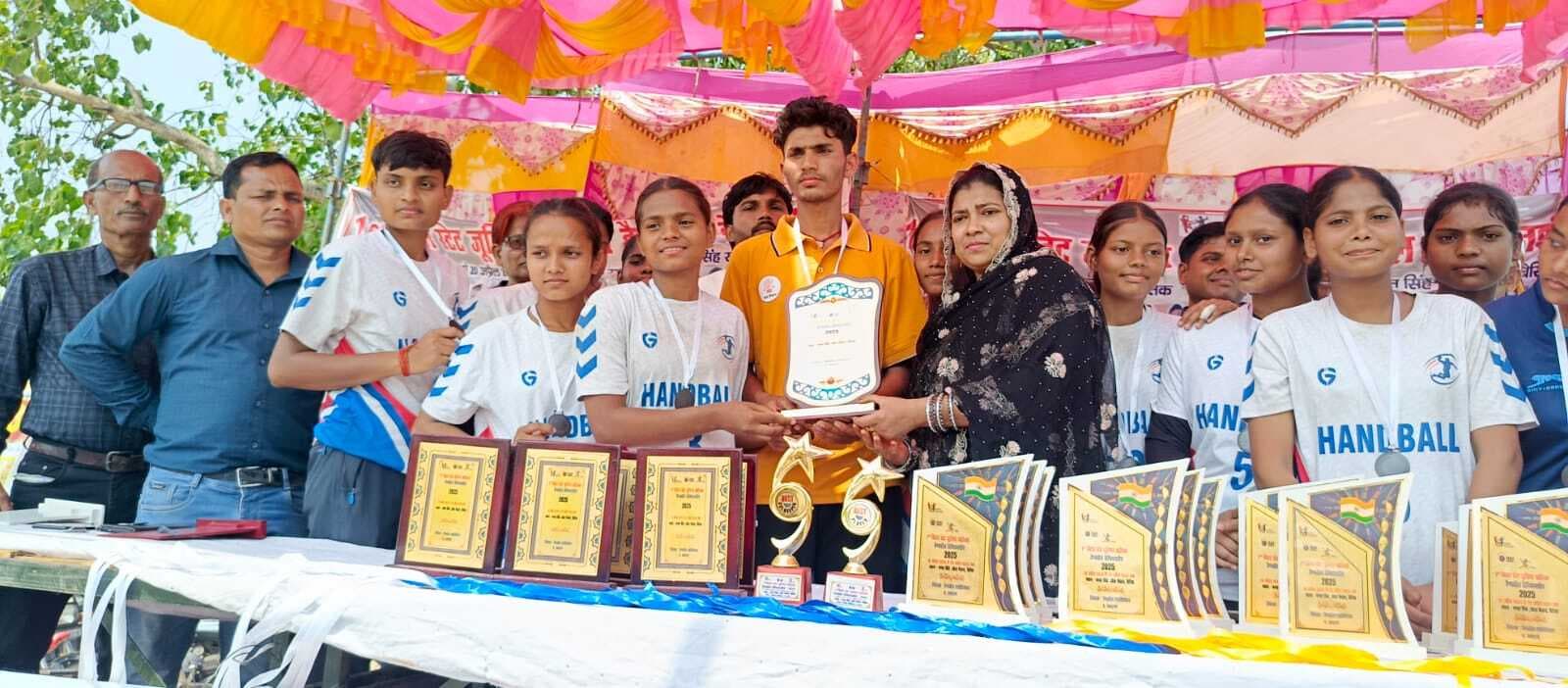 Nawada News : स्टेट में तीसरा स्थान प्राप्त कर नवादा के खिलाड़ियों ने बढ़ाया मान