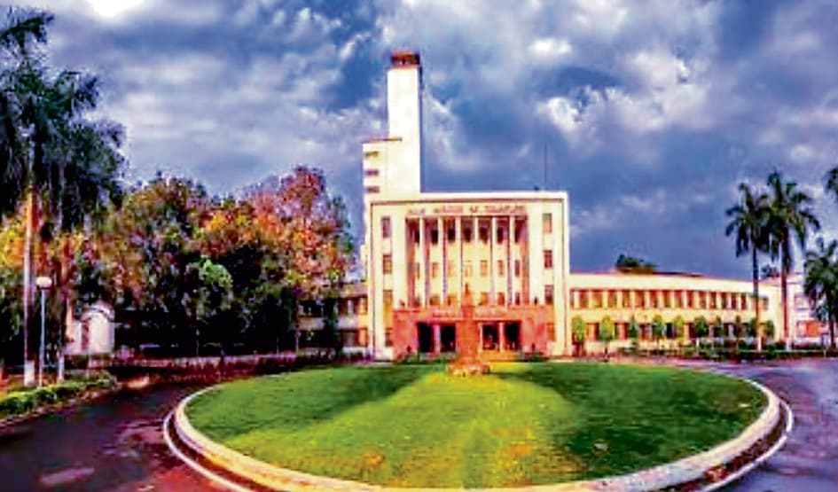 खड़गपुर आइआइटी के  हॉस्टल में फंदे से लटका मिला छात्र का शव