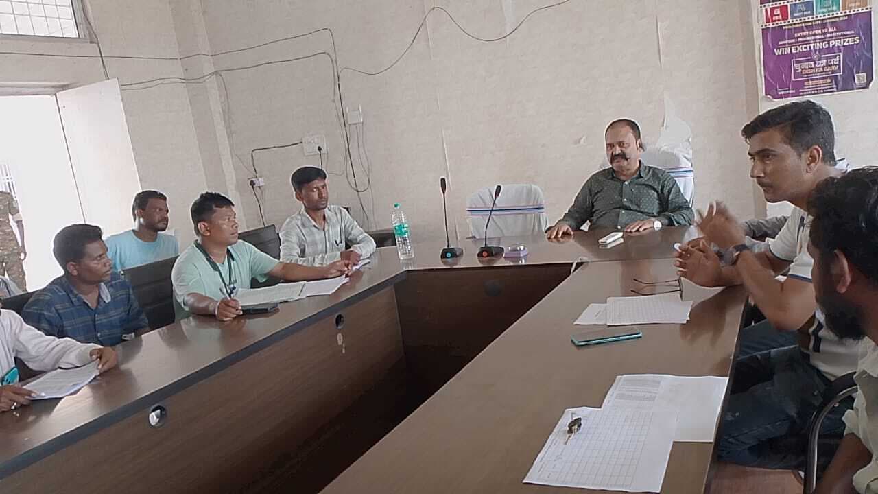 पीएम किसान सम्मान निधि के लाभुकों का करें सर्वे