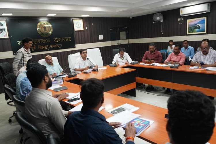 Jamshedpur news. 13.87 करोड़ की लागत से जिले में बनने थे 52 स्वास्थ्य उपकेंद्र, चार साल में बने महज 29, अभी भी 23 अधूरे