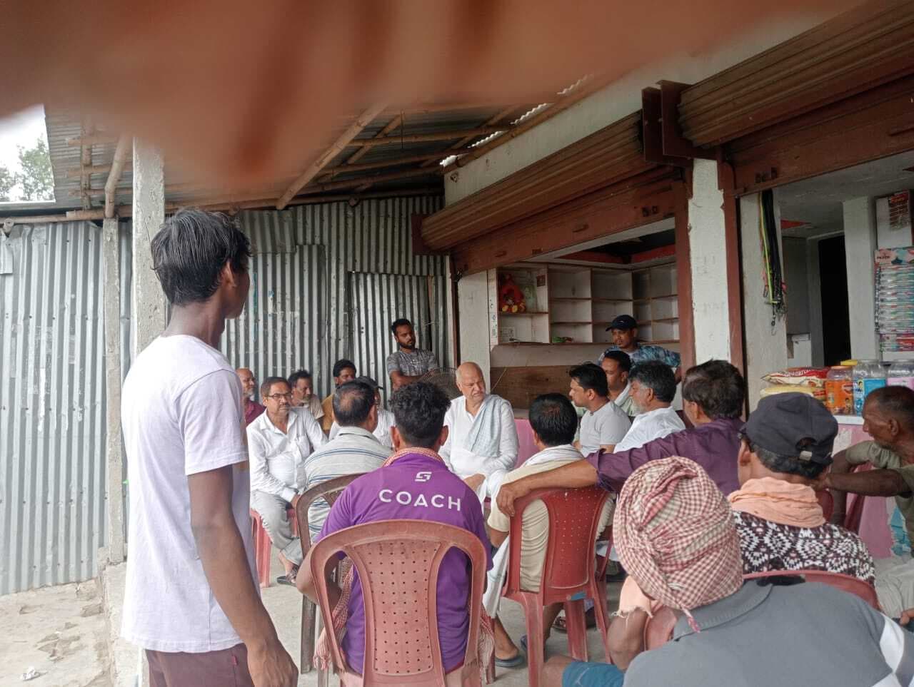 विधायक ने समर्थकों के साथ बैठक कर समस्याओं पर की चर्चा