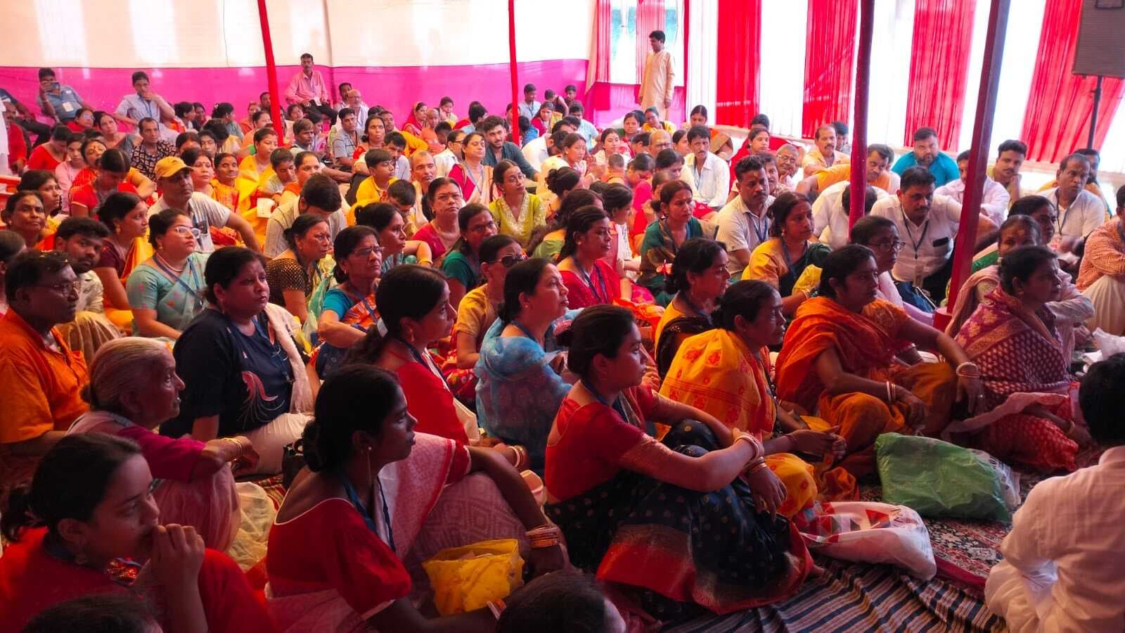 श्रीश्री राम ठाकुर मंदिर में कार्यक्रम का किया गया आयोजन