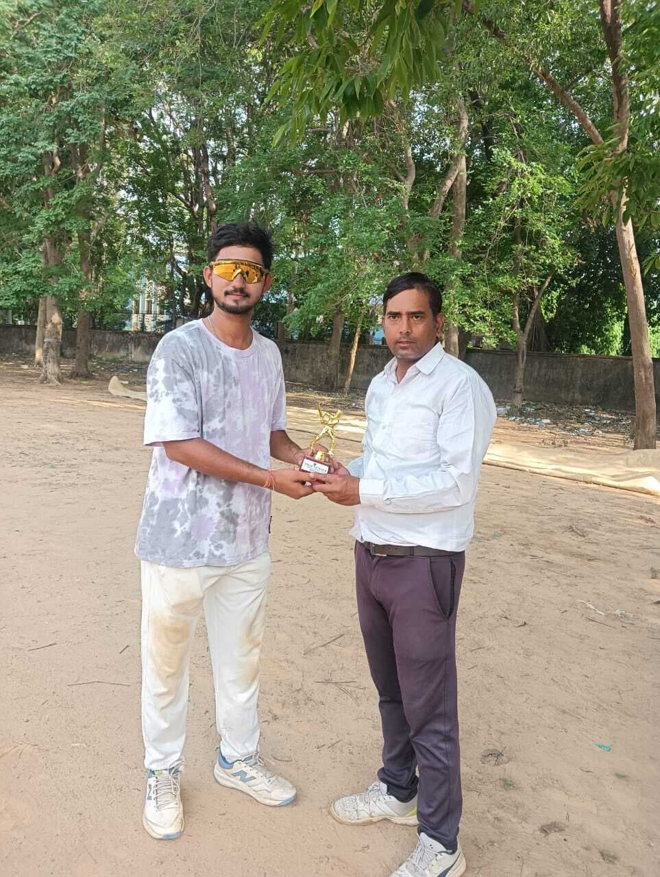 Jsca A Diviion cricket league :  विजय शंकर की फिरकी में फंसी यंग स्पोर्टिंग की टीम