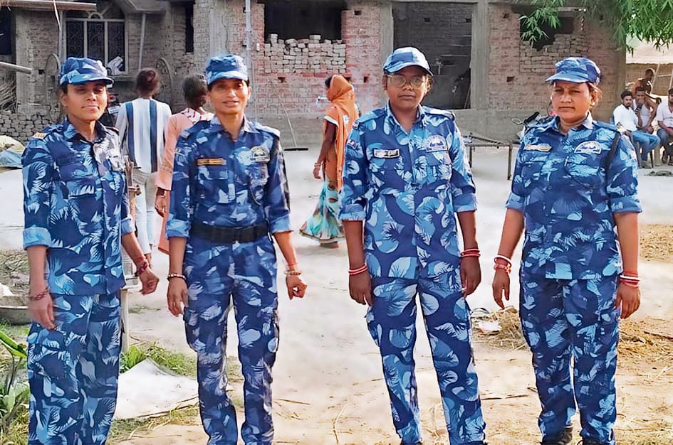 Gopalganj News  : फरार आरोपितों की तलाश में छापेमारी कर रही है पुलिस, नहीं मिल रहा सुराग