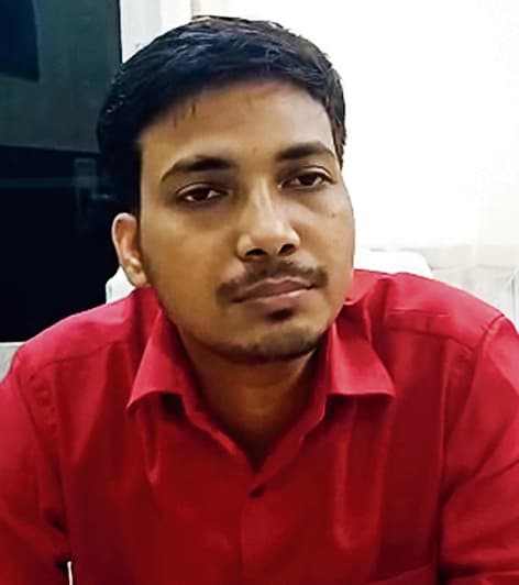 चौथे प्रयास में डीपीओ पारस कुमार ने पायी सफलता