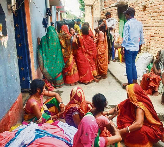 ट्रक ने बाइक सवार को मारी टक्कर एक की मौत, एक घायल