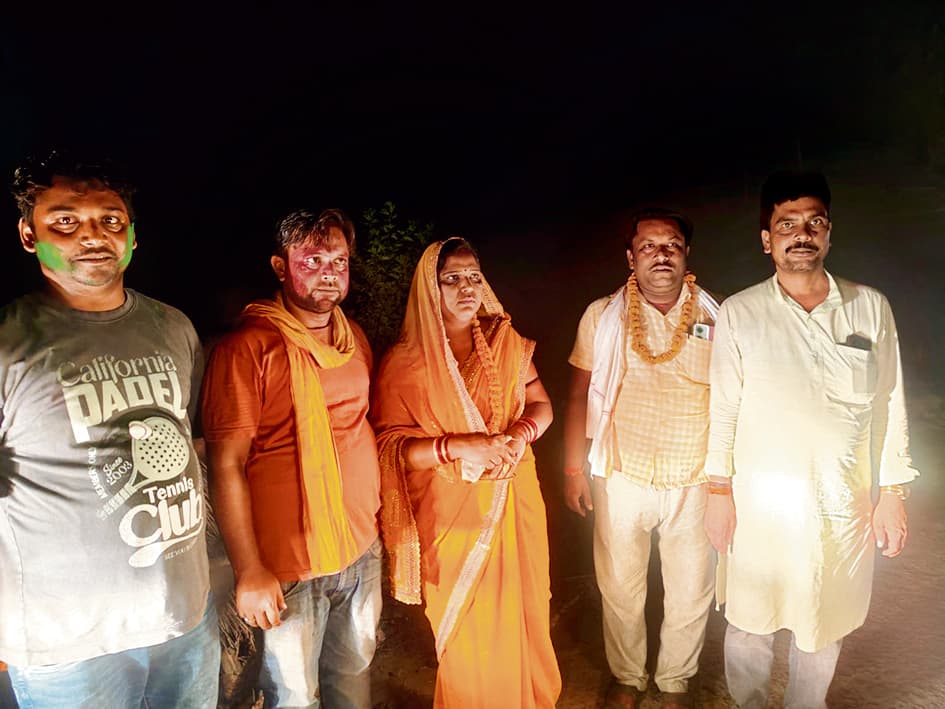 Hajipur News : रुस्तमपुर पैक्स अध्यक्ष चुनाव में सरिता देवी ने मारी बाजी