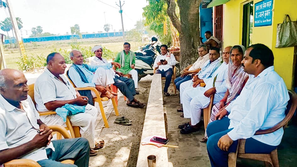 Hajipur News : माले के स्थापना दिवस पर कार्यकर्ताओं ने लिया संकल्प