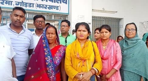 अधिकारियों के नहीं पहुंचने से पंसस की बैठक स्थगित