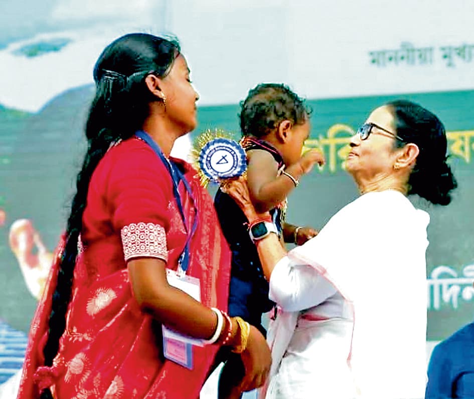 ''''बाहरी लोगों'''' ने रची मुर्शिदाबाद हिंसा की साजिश : मुख्यमंत्री ममता बनर्जी