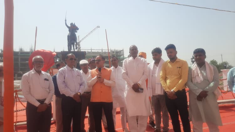 80 साल की उम्र में दुश्मनों को हरानेवाले योद्धा थे वीर कुंवर सिंह : कुलपति