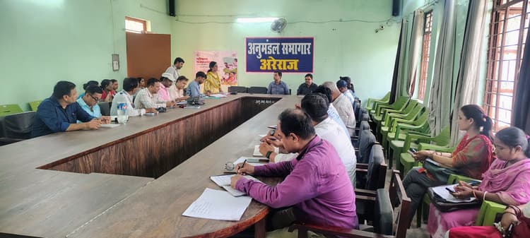 Motihari: समीक्षा बैठक से अनुपस्थित सीडीपीओ से स्पष्टीकरण