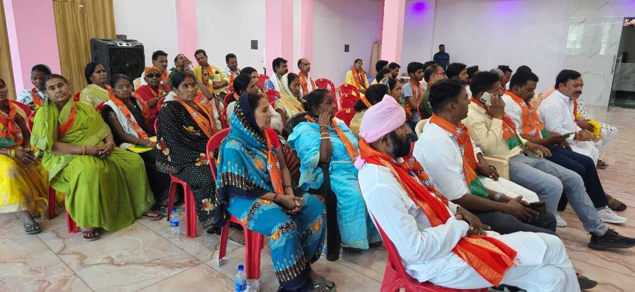 एनडीए के नेताओं की मांग, पाकिस्तान को सबक सिखाये भारत