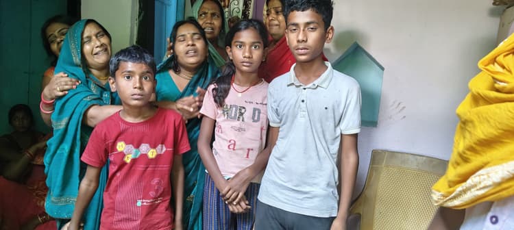 प्रेशर बम से घायल चेनारी के सीआरपीएफ जवान की मौत